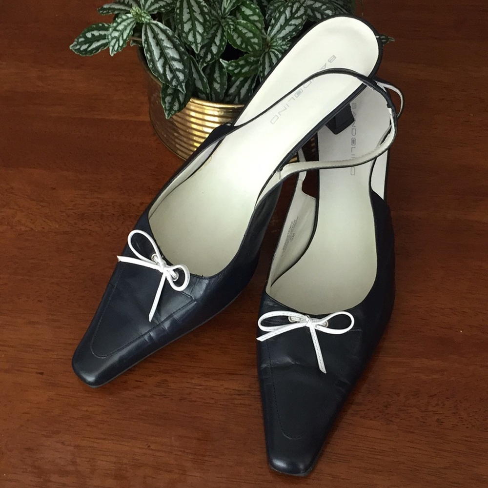 Navy Blue Bandolino Size 10 Sling-back Heels